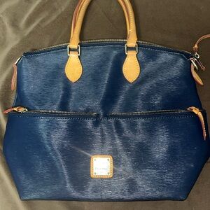 Vintage Dooney and Burke purse